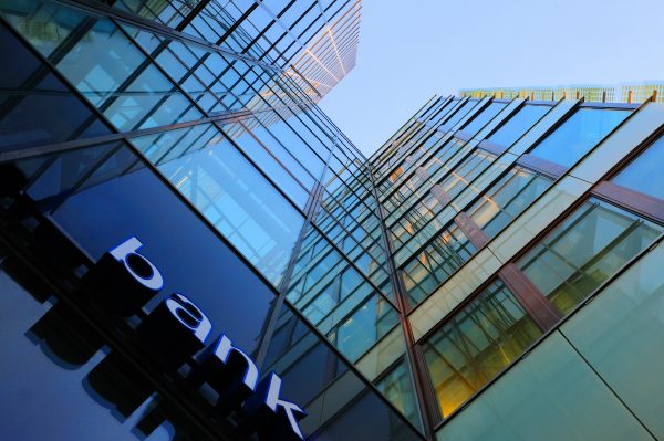 Dechen in Banking, Financial Services & Insurance